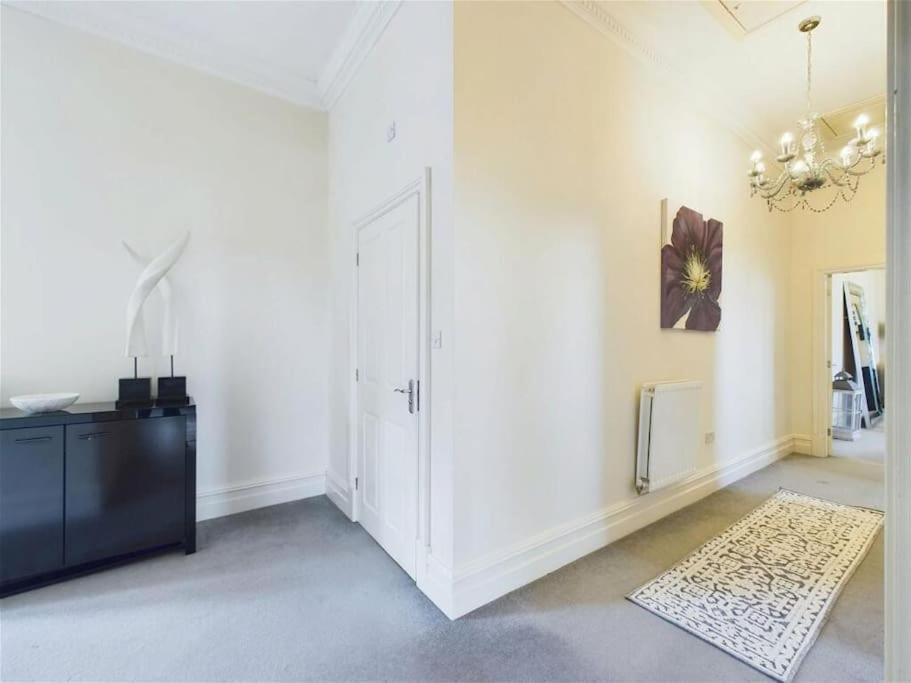 Upmarket Apartment In Ormskirk Esterno foto